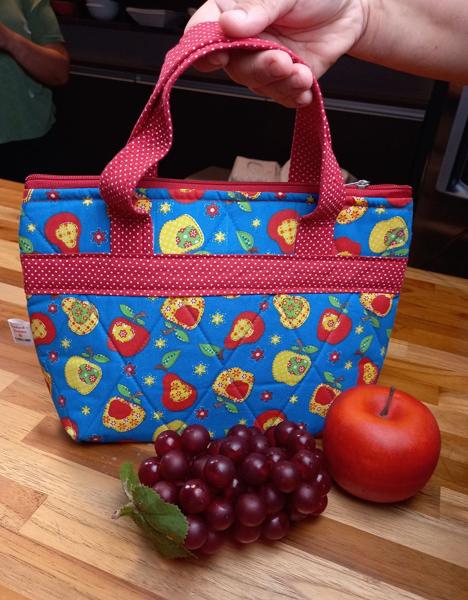 Lancheira Térmica em Tecido Frutas Lunch Bag
