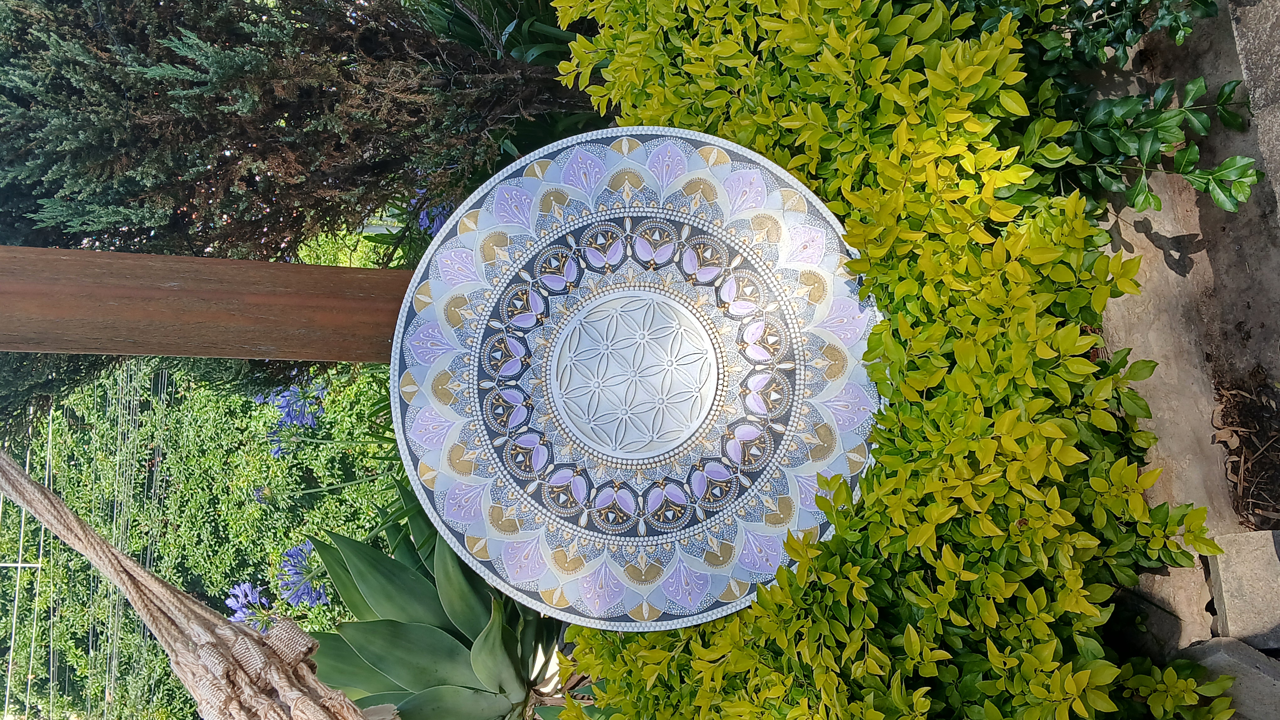 Mandala Iluminação Pintada à Mão Pontilhismo