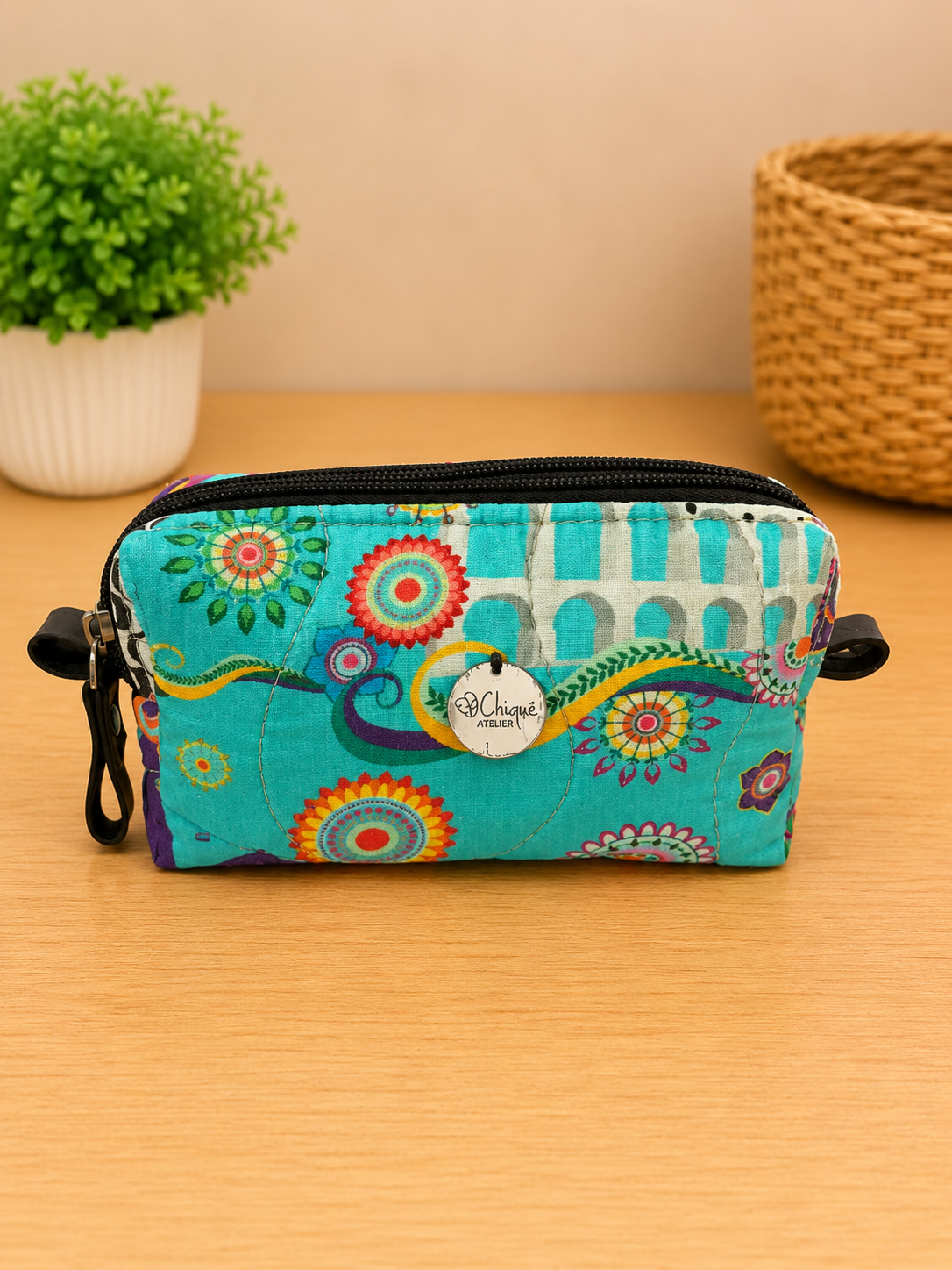 Necessaire Bebezinha Feminina Duo Zíper, Compacta, Funcional LAPA