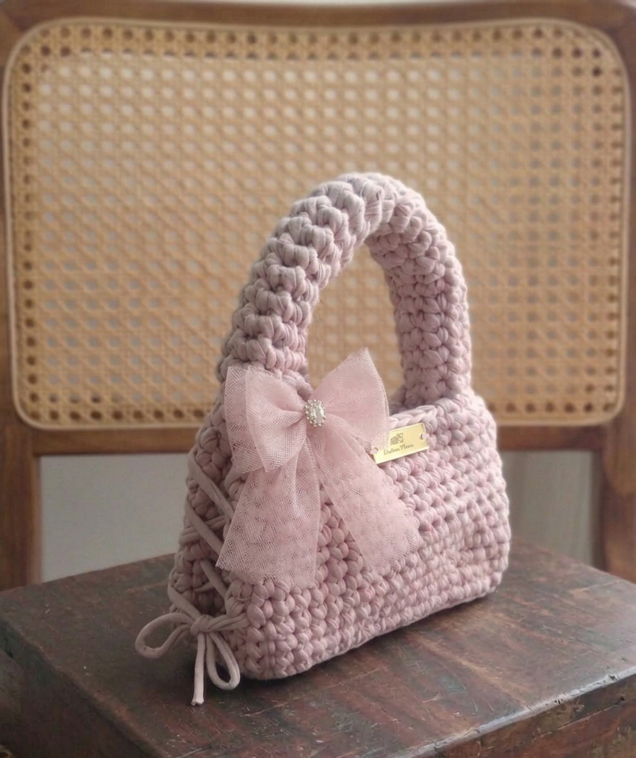 Bolsa de Crochê Sofia com Laço
