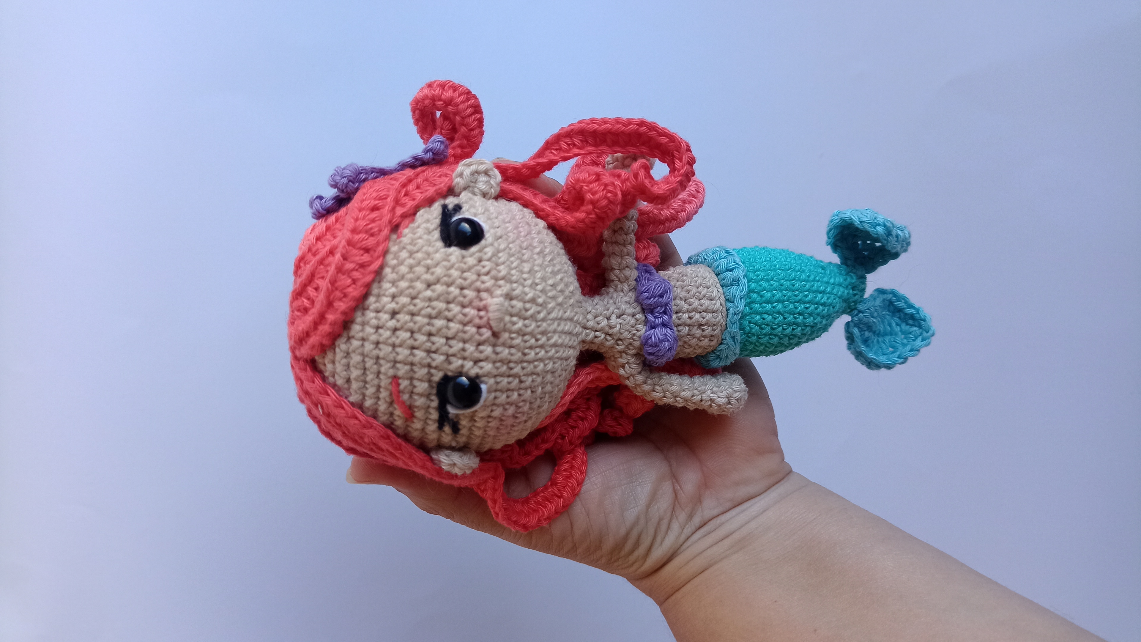 Amigurumi Pequena Sereia Para Decorar o Quarto