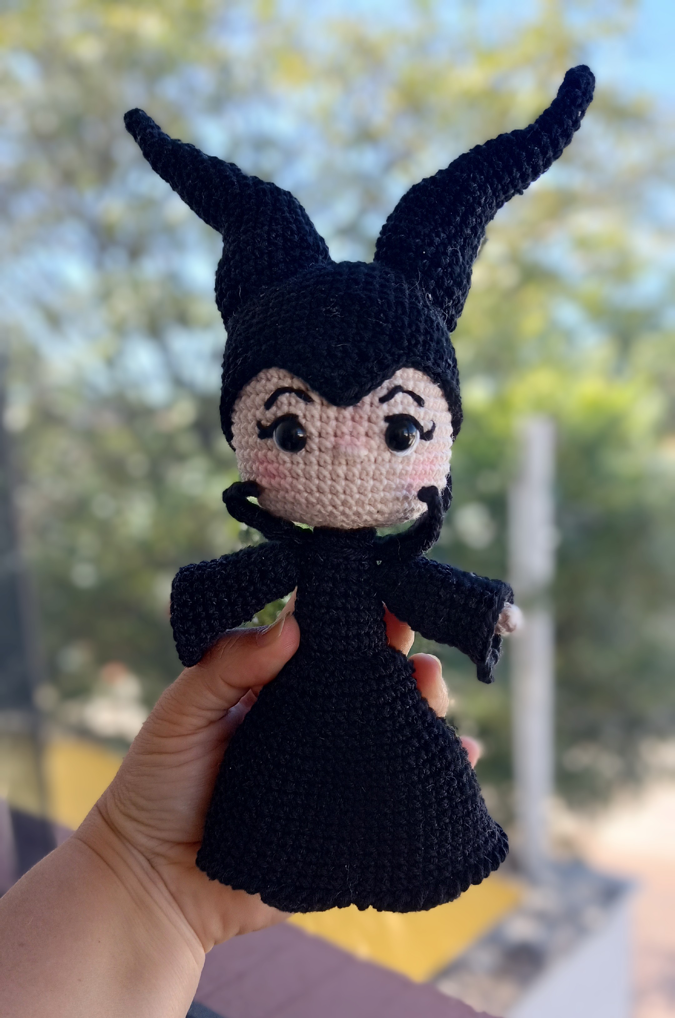Boneca Malévola em Amigurumi