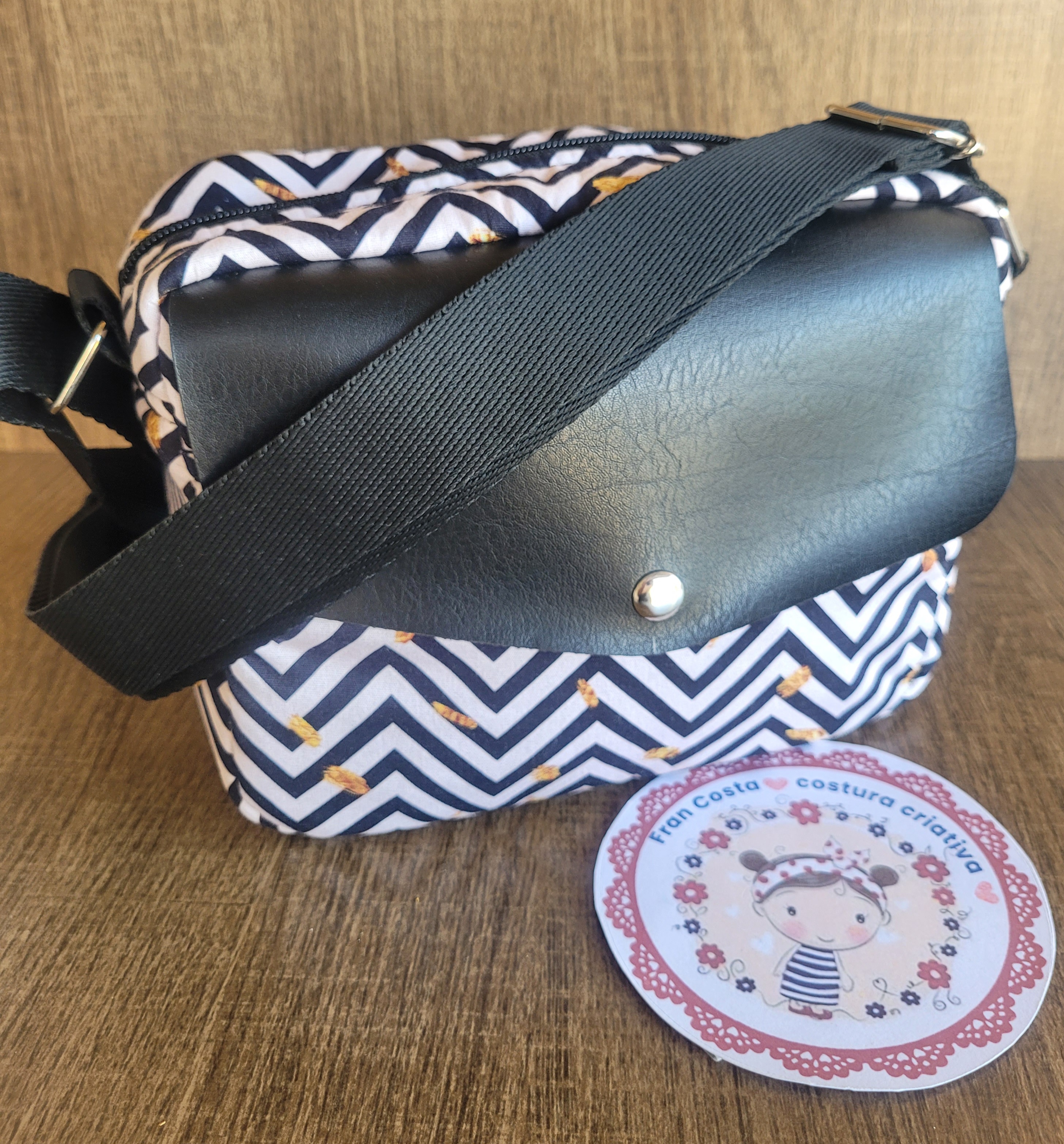 Crossbody Liz