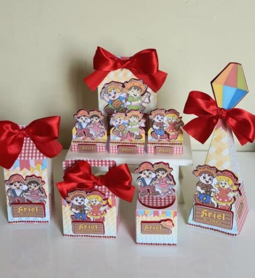 Kit 50 Lembrancinhas Personalizadas para Festa Junina arraial