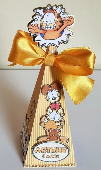 Caixa Pirâmide Garfield
