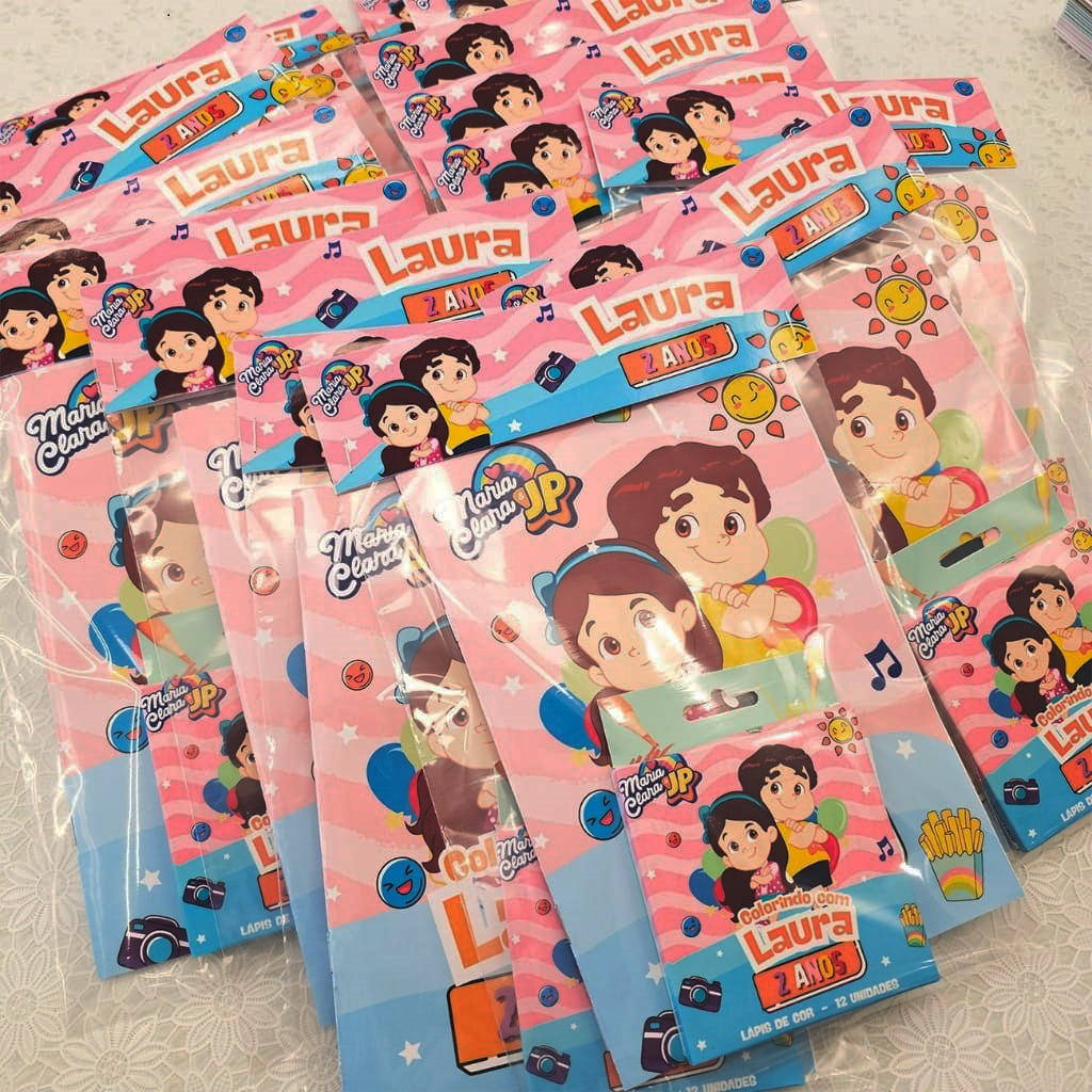 Kit Colorir revista e Giz de cera personalizado Maria Clara e Jp