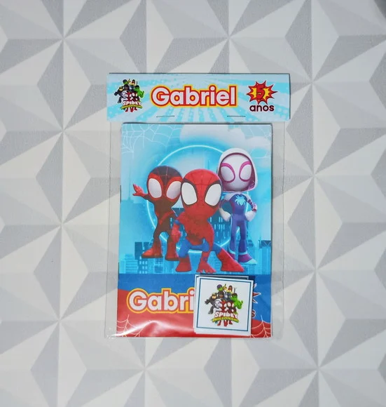 Álbum de Figurinhas e Livrinho de Colorir Spidey e Amigos