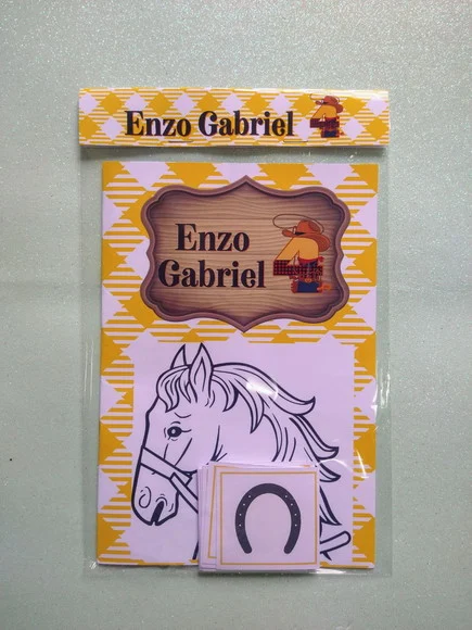 Álbum de Figurinhas Tema Cavalos para Colar e Colorir 15x21