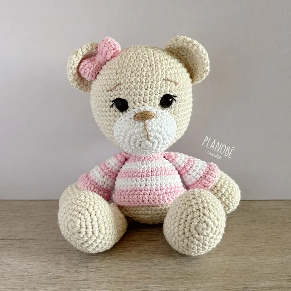 Ursinha Lilly Baby com Blusão Listrado Amigurumi - foto 1