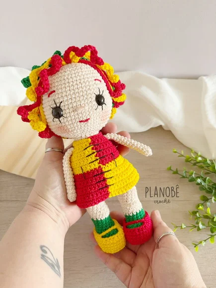 Boneca Emília Amigurumi Crochê - foto 1