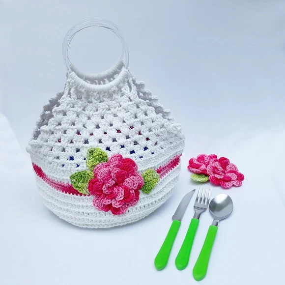 Porta Pratos em Crochê Av01 / Branco com Flor Rosa Mesclada - foto 1