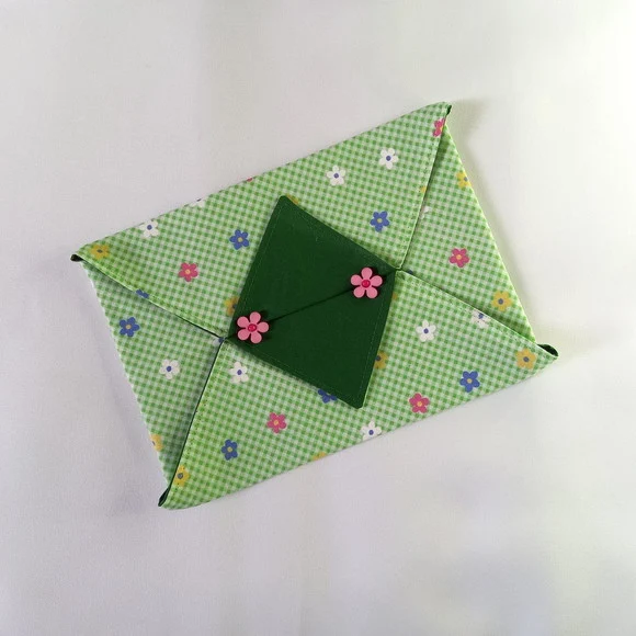Capa de Caixa de Lenço de Papel Floral - foto 1
