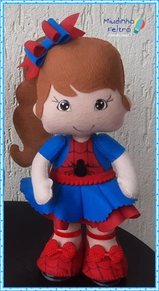 Boneca Mulher Aranha - foto 1