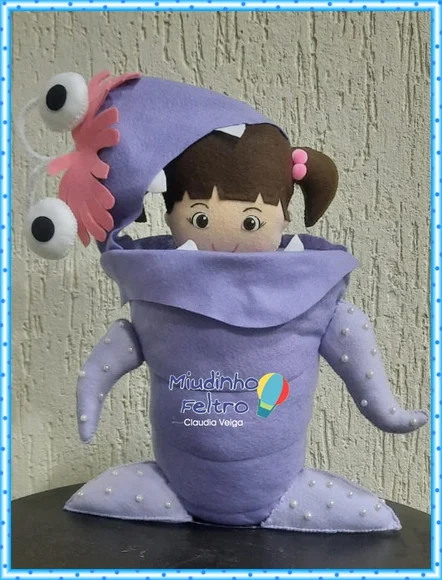 Boneca Boo com fantasia - Monstros SA - foto 1