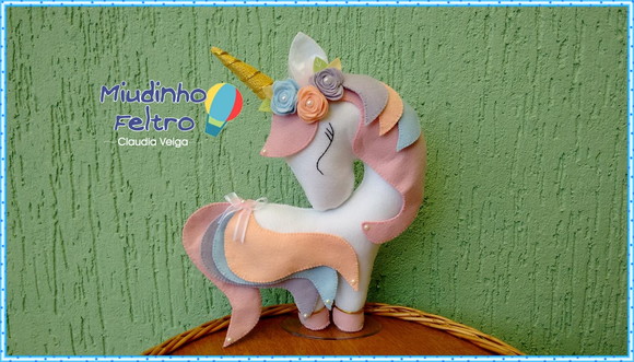 Unicórnio em Feltro - foto 1