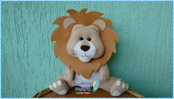 Leão em Feltro - Safari - foto 1