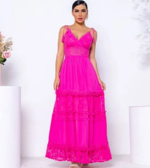 Vestido Longo Pink em Renda Guipir Artesanal Festa Madrinha - foto 1