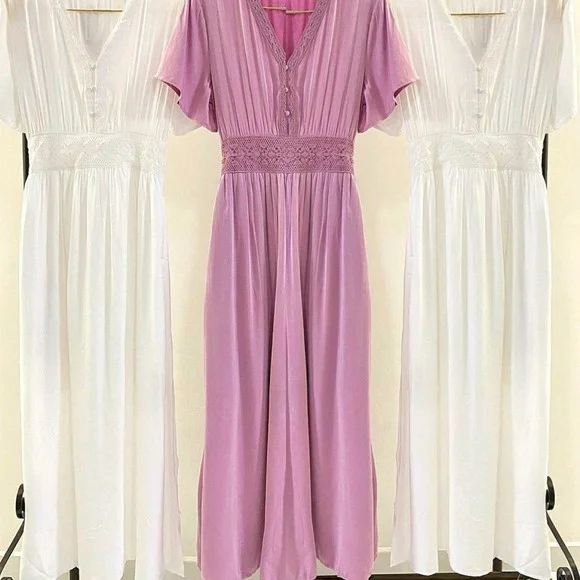 vestido longo tecido renda botões manga curta