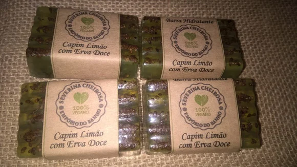 Sabonete Natural Capim Limão com Erva Doce - foto 1