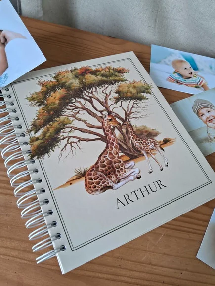 Livro do Bebe Grande Personalizado Safári - foto 1