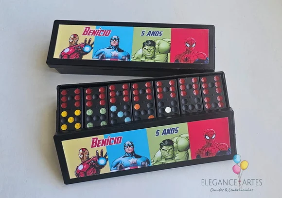 Dominó os Vingadores