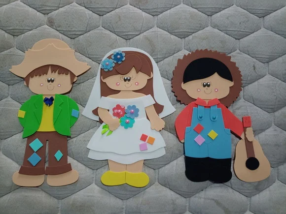 Painel Festa Junina com 7 Personagens de 35 cm Cada - foto 1