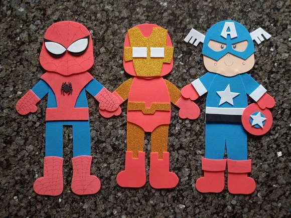 Kit com 9 Heróis de 35 cm Cada para Decoração - foto 1