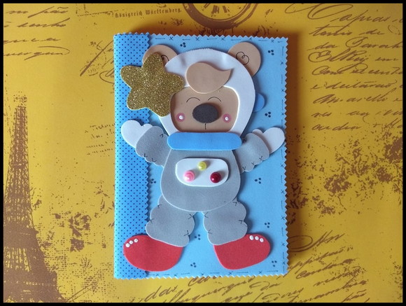 Caderno pequeno decorado ursinho astronauta - foto 1