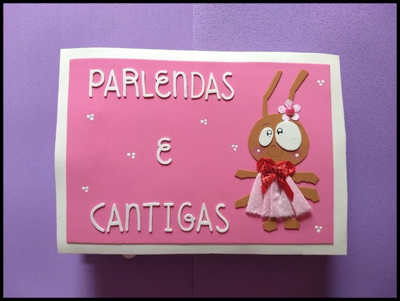 Livro cantigas e parlendas - foto 1
