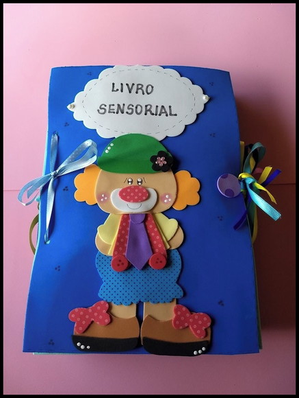 Livro sensorial - foto 1