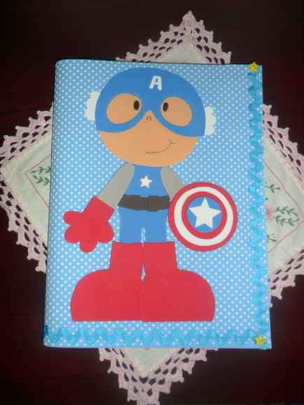 Capas de caderno personagens - foto 1