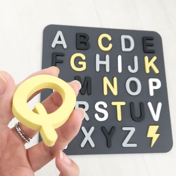 ABECEDÁRIO EM MADEIRA - LETRAS - APRENDIZADO DOS FILHOS