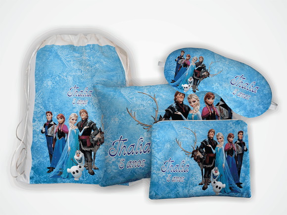 Kit Mochila+ Mini Almofada 18x28 +mascara +necessaire Frozen - foto 1