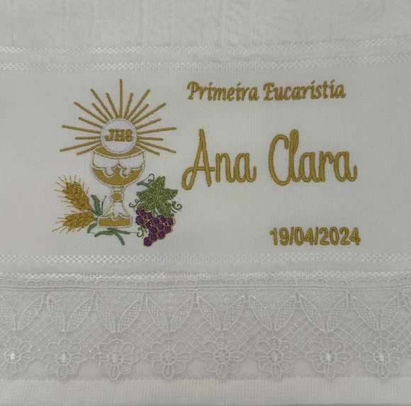 Toalha Bordada Personalizada Primeira Eucarístia com Renda - foto 1