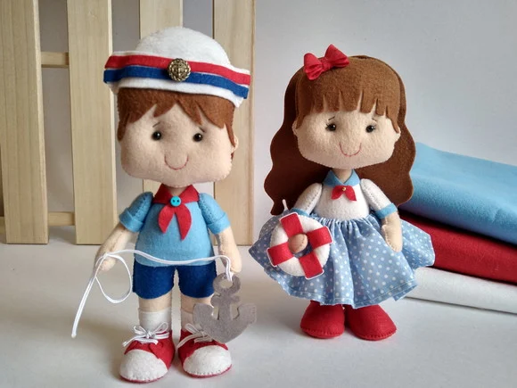 Boneco Menino Marinheiro de Feltro - Chamar Chat