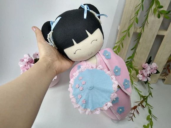 Boneca Kokeshi em Feltro 40 Cm* Chamar Chat