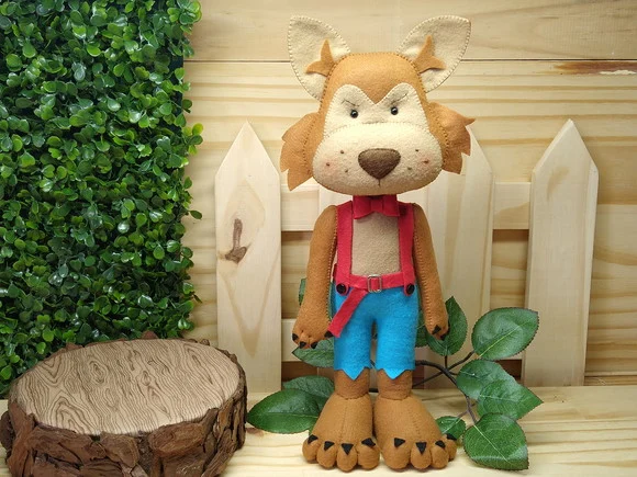 Lobo Mau da Chapeuzinho Vermelho em Feltro - 28 cm