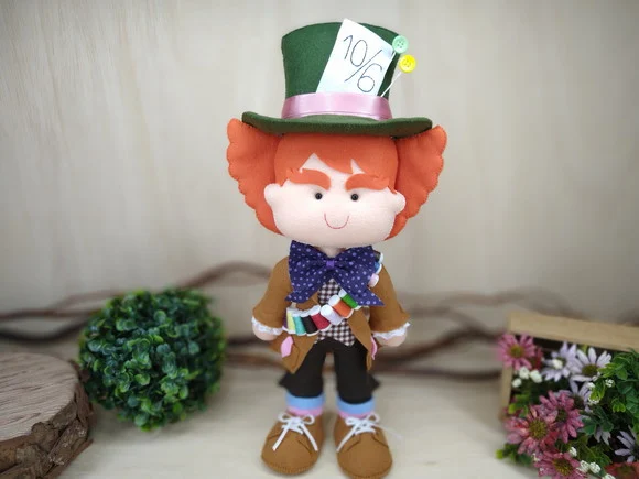 Chapeleiro da Alice no País das Maravilhas em Feltro