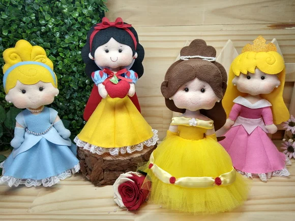 Princesas em feltro - KIT