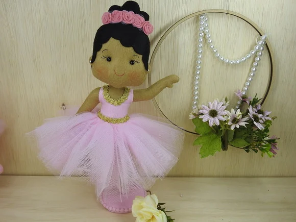 Bailarina em Feltro