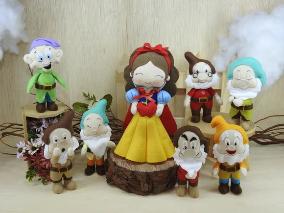 Branca de Neve e os 7 Anões de Feltro