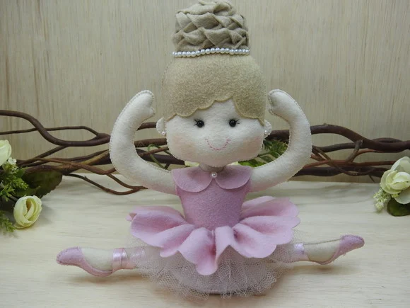 Bailarina em feltro Coque - foto 1