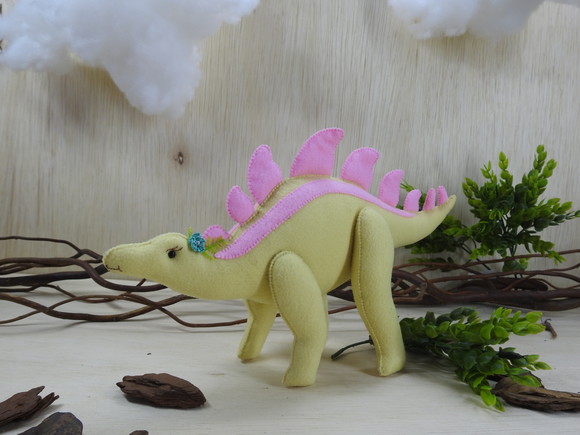 Dinossauro Estegossauro - foto 1