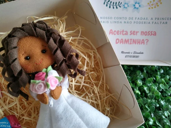Daminha em Feltro - Lembrança ou Convite - foto 1