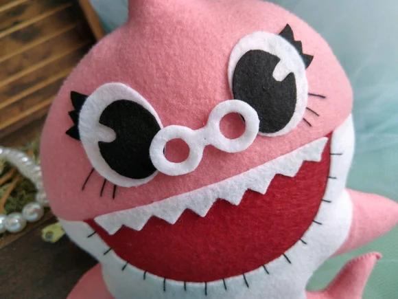 Baby Shark em Feltro
