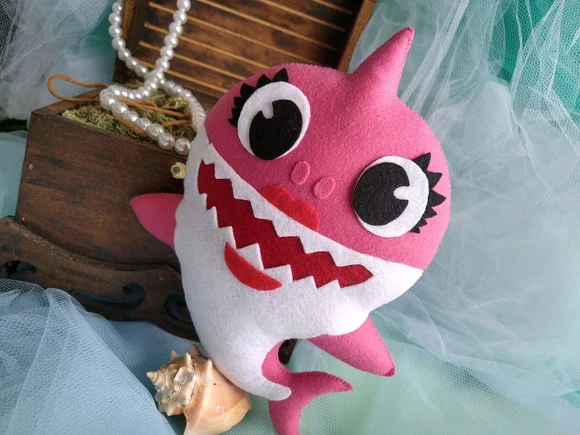 Baby Shark em Feltro