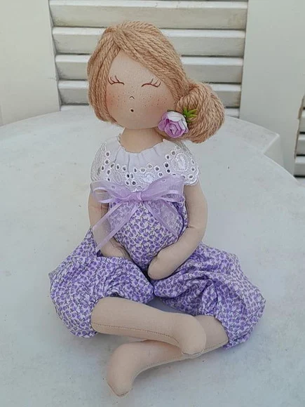 Coleção Poesia - Boneca Vida - foto 1