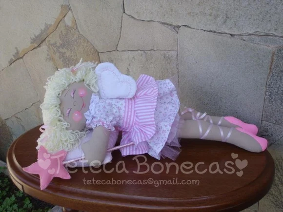 Boneca de Pano - Fadinha Rosa - foto 1