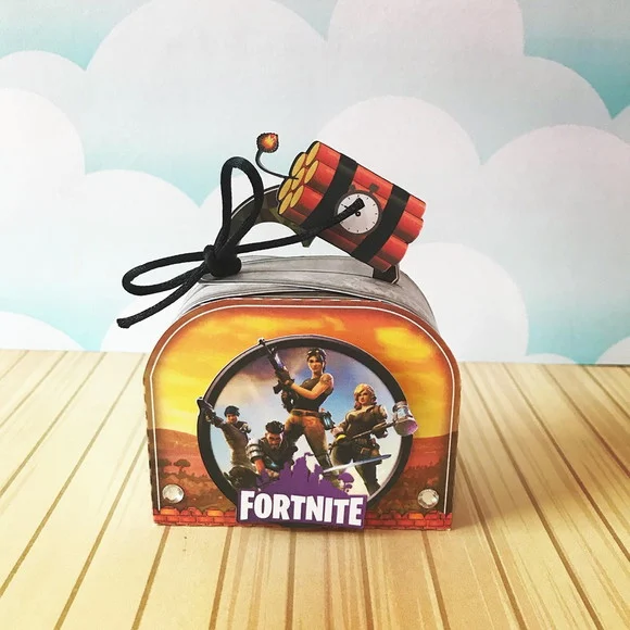 Kit 60 Lembrancinhas Fortnite - foto 1