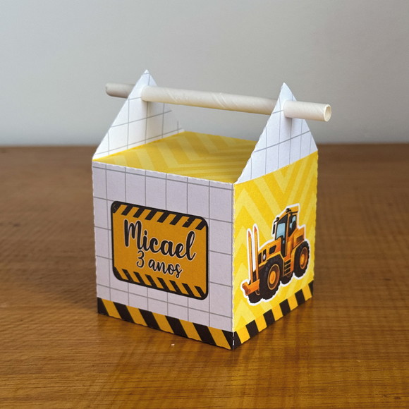 Kit 60 Lembrancinhas Trator Amarelo - foto 1